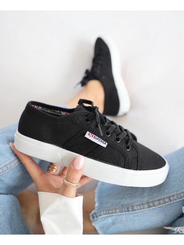 superga siyah